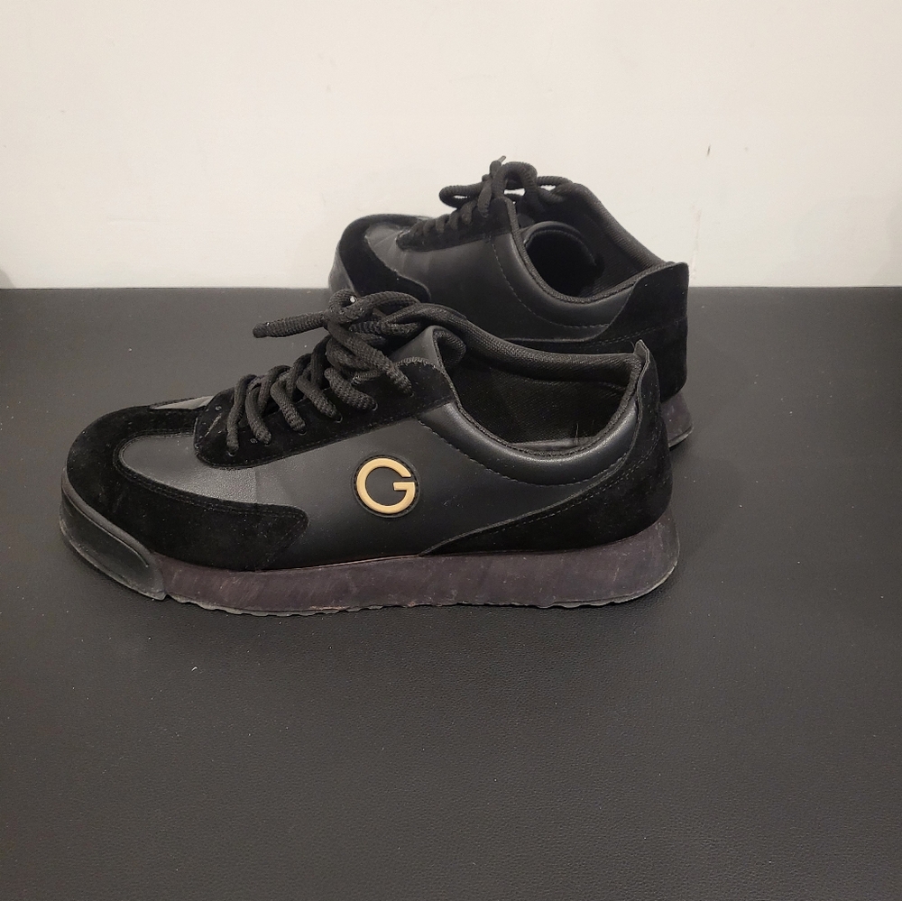 Stylish Black "G" Men's Sneakers